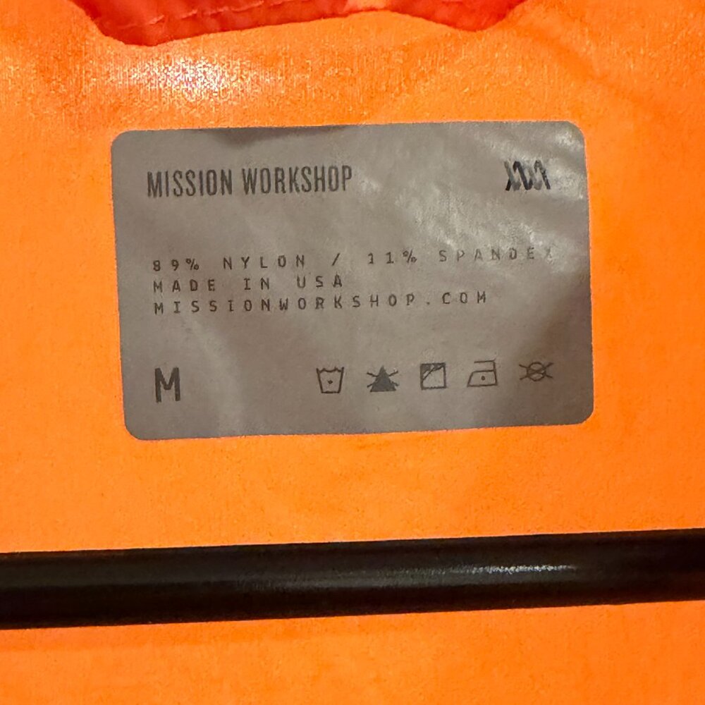 Mission Workshop Interval Jacket Medium Orange - image 3